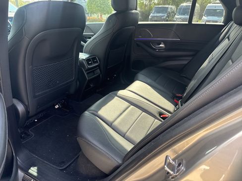 Used 2022 Mercedes-Benz GLE 350 4MATIC image 10