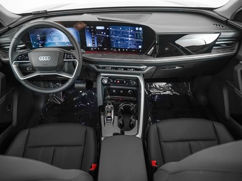New 2026 Audi Q5 Premium AWD/4WD image 9