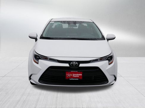 Certified 2025 Toyota Corolla LE image 2