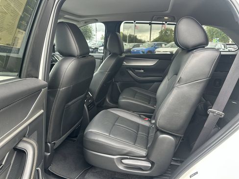 Used 2024 MAZDA CX-90 Plug-In Hybrid w/ Premium Pkg AWD/4WD image 31