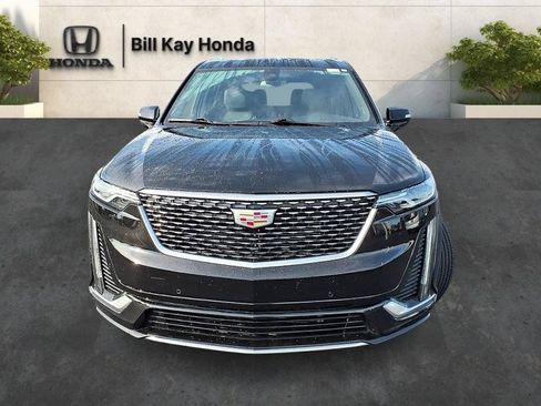 Used 2025 Cadillac XT6 Premium Luxury AWD/4WD image 8