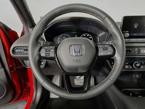 Certified 2025 Honda HR-V Sport image 13