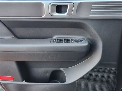 Certified 2024 Hyundai Santa Fe SE image 17