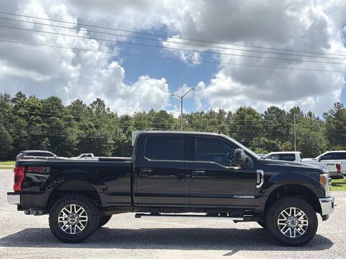Used 2019 Ford F250 Lariat w/ Lariat Ultimate Package AWD/4WD image 7