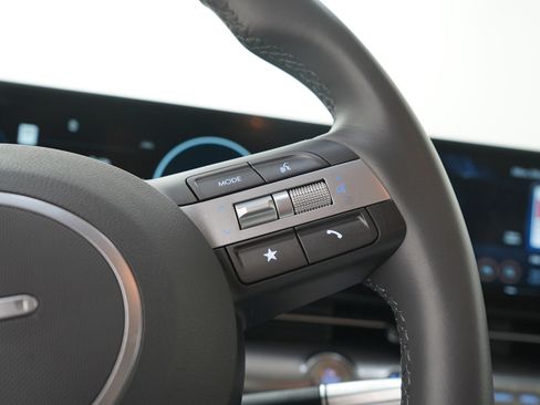 Certified 2024 Hyundai Kona SEL FWD image 25