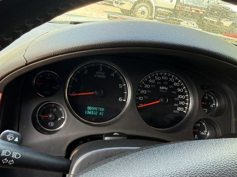 Used 2010 Chevrolet Tahoe LT w/ Regional Value Package image 6