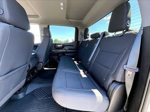 Used 2023 Chevrolet Silverado 1500 Custom Trail Boss w/ LPO, Dark Essentials Package AWD/4WD image 15