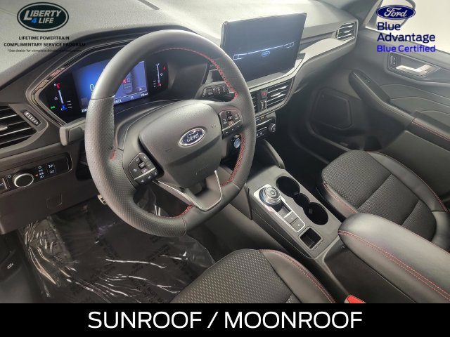Certified 2024 Ford Escape ST-Line w/ Tech Pack #1 AWD/4WD image 13