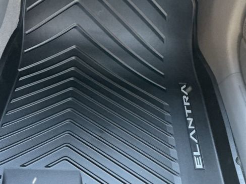 New 2026 Hyundai Elantra SE image 20