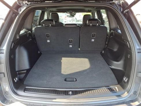 Certified 2023 Jeep Grand Cherokee Altitude image 11