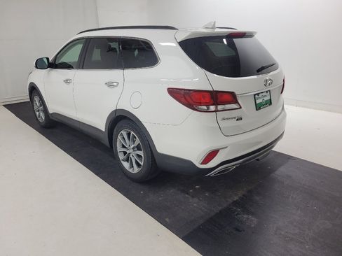 Used 2019 Hyundai Santa Fe XL SE w/ SE Premium Package 02 FWD image 5