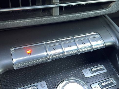 Used 2024 Lincoln Nautilus Reserve w/ Equipment Group 203A image 32