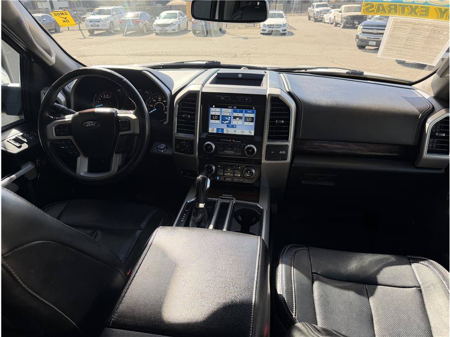 Used 2018 Ford F150 Lariat w/ Equipment Group 502A Luxury AWD/4WD image 17