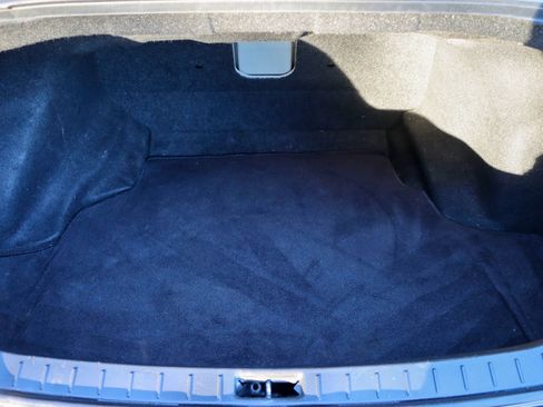 Used 2011 INFINITI G37 Journey w/ Premium Pkg image 24