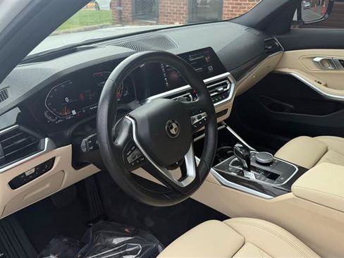 Used 2021 BMW 330i Sedan w/ Premium Package RWD image 31
