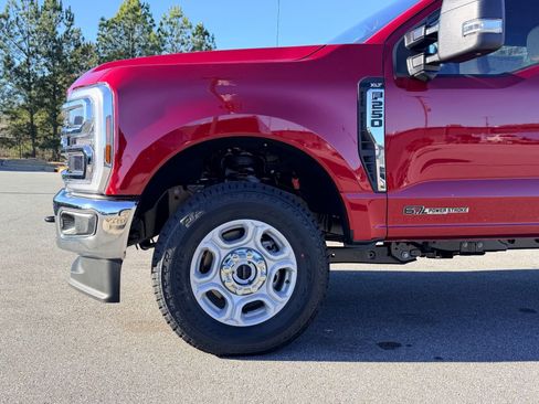 New 2026 Ford F250 XLT w/ XLT Premium Package image 4