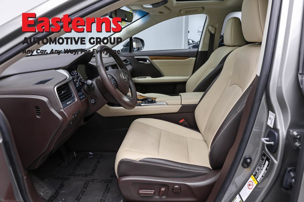 Used 2018 Lexus RX 350 AWD w/ Premium Package image 16