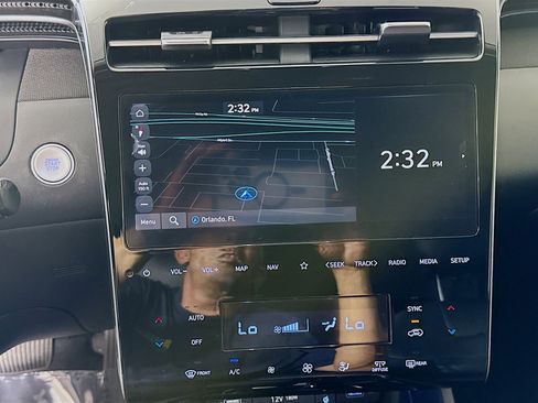 Used 2024 Hyundai Tucson SEL w/ Convenience Package FWD image 18