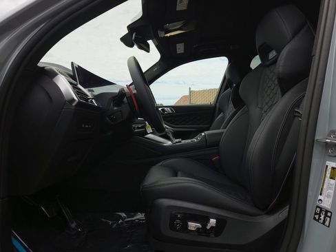 New 2026 BMW X5 M Competition w/ Executive Package AWD/4WD image 8