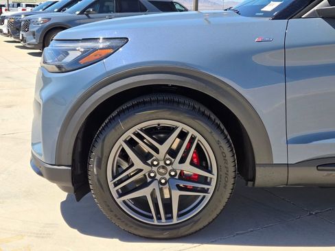 New 2026 Ford Explorer ST-Line RWD image 7