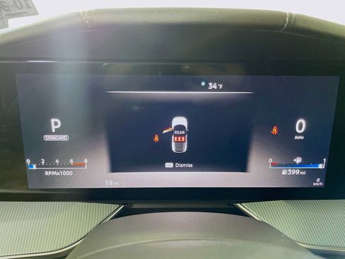 Used 2025 Nissan Murano SL image 10