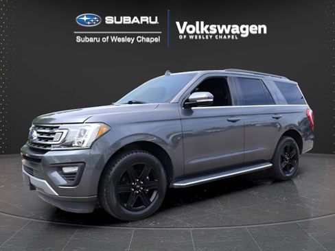Used 2020 Ford Expedition XLT w/ Equipment Group 202A RWD image 4