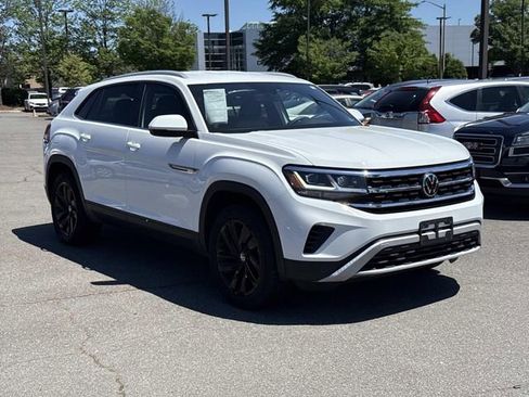 Used 2022 Volkswagen Atlas Cross Sport SE AWD/4WD image 1