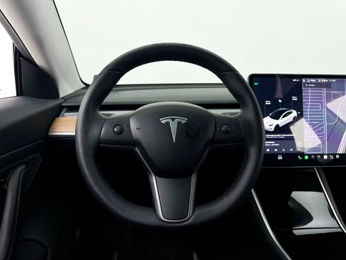 Used 2020 Tesla Model 3 Standard Range Plus RWD image 35