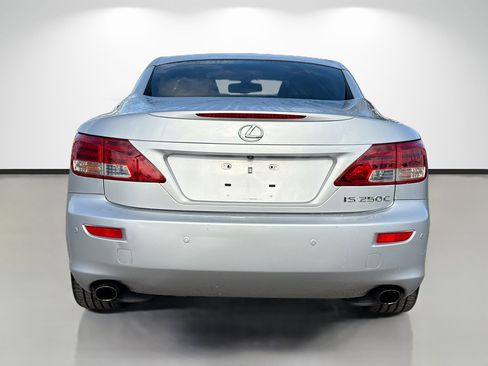 Used 2015 Lexus IS 250C w/ Luxury Package RWD image 4