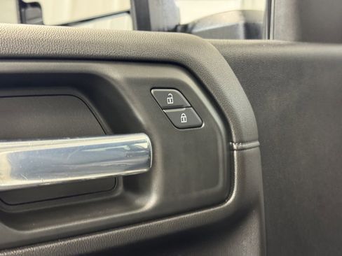 Used 2023 Chevrolet Silverado 2500 LT w/ Convenience Package image 10