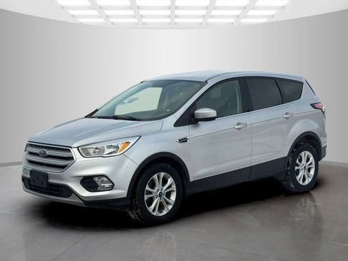 Used 2017 Ford Escape SE image 7