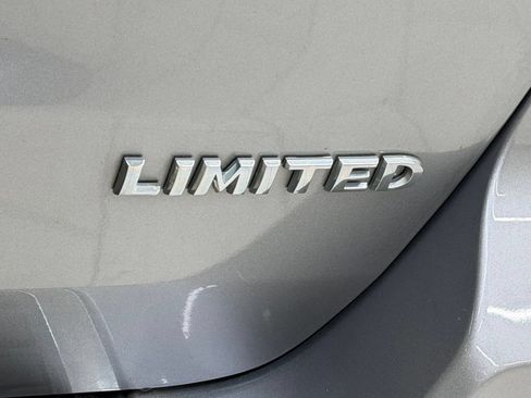 Used 2020 Jeep Grand Cherokee Limited w/ Luxury Group II AWD/4WD image 34