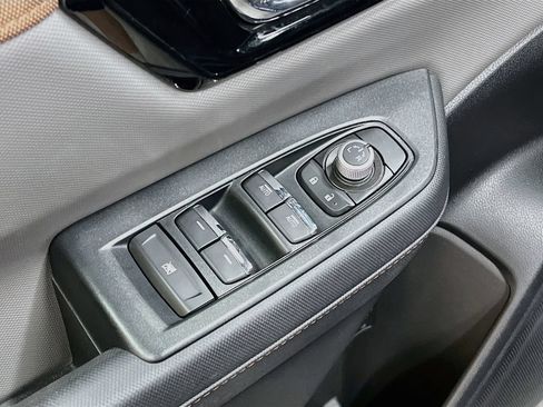 Used 2025 Subaru Forester Sport AWD/4WD image 18