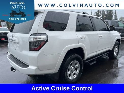 Used 2020 Toyota 4Runner SR5 AWD/4WD image 7