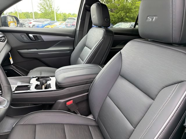 New 2026 Buick Enclave Sport Touring w/ Power Package FWD image 17