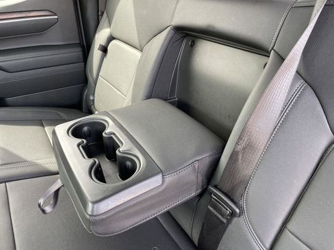 Used 2025 GMC Sierra 1500 SLT image 41