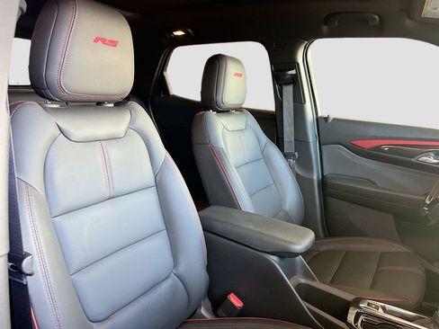 Used 2025 Chevrolet TrailBlazer RS w/ Convenience Package FWD image 28