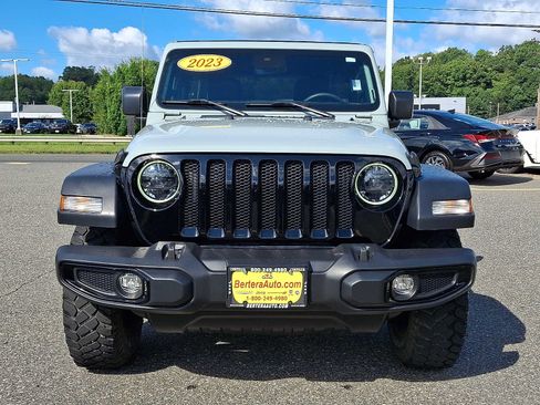 Used 2023 Jeep Wrangler Unlimited Sport AWD/4WD image 2