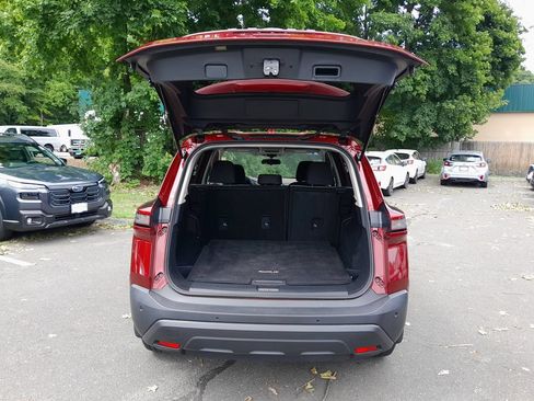 Used 2021 Nissan Rogue S AWD/4WD image 32