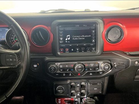 Used 2022 Jeep Gladiator Rubicon w/ LED Lighting Group AWD/4WD image 8