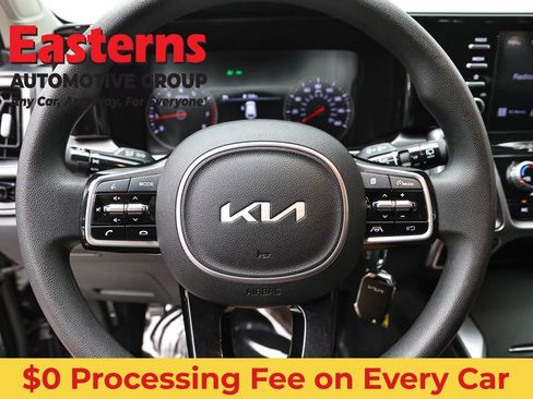 Used 2022 Kia Sorento LX FWD image 10