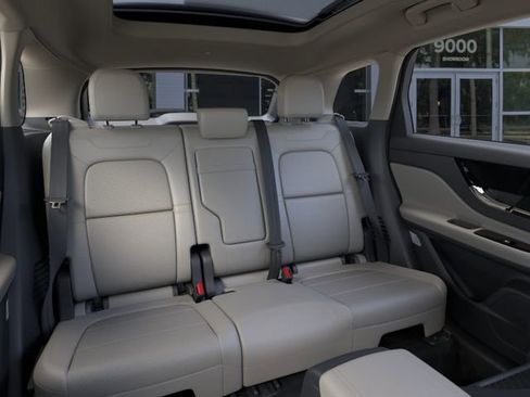 New 2026 Lincoln Corsair Grand Touring w/ Jet Appearance Package AWD/4WD image 11
