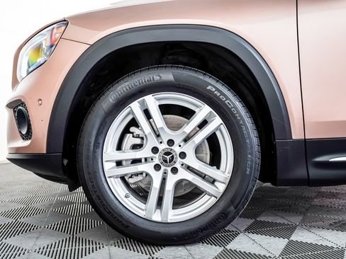 Certified 2023 Mercedes-Benz GLB 250 w/ Premium Package image 6