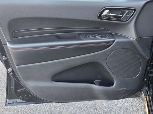 Used 2023 Dodge Durango GT image 32