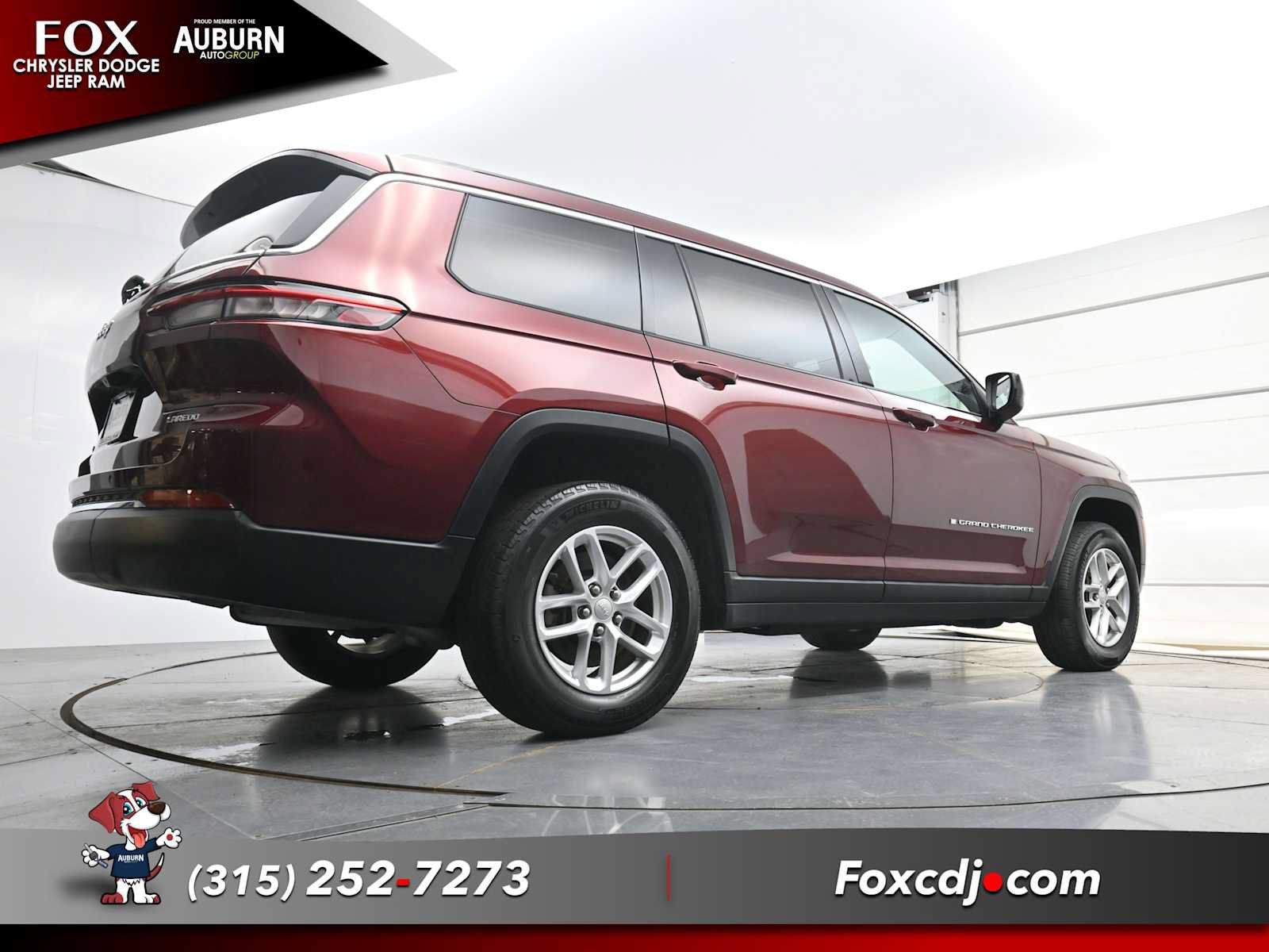Used 2023 Jeep Grand Cherokee L Laredo w/ Luxury Tech Group I AWD/4WD image 26