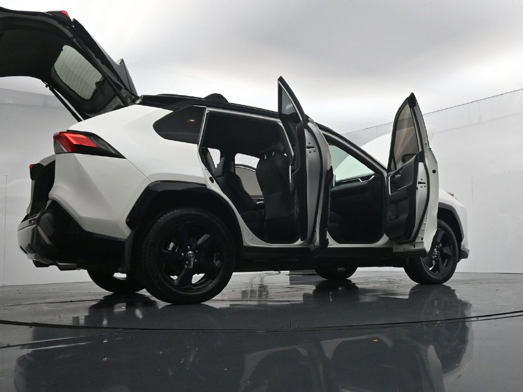 Used 2020 Toyota RAV4 XSE w/ All Weather Liner Package AWD/4WD image 44