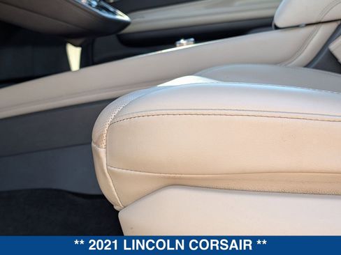 Used 2021 Lincoln Corsair Reserve image 22