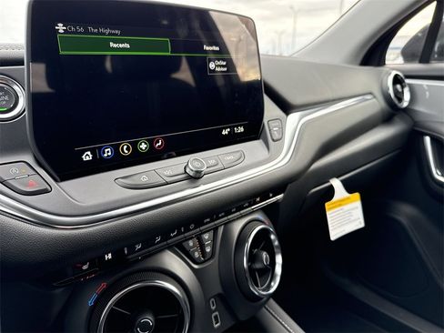 New 2026 Chevrolet Blazer LT w/ LPO, Black Sport Package image 19