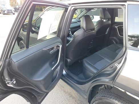 Used 2020 Toyota RAV4 XSE image 15