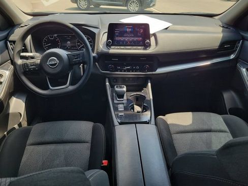 Used 2024 Nissan Rogue SV FWD image 16